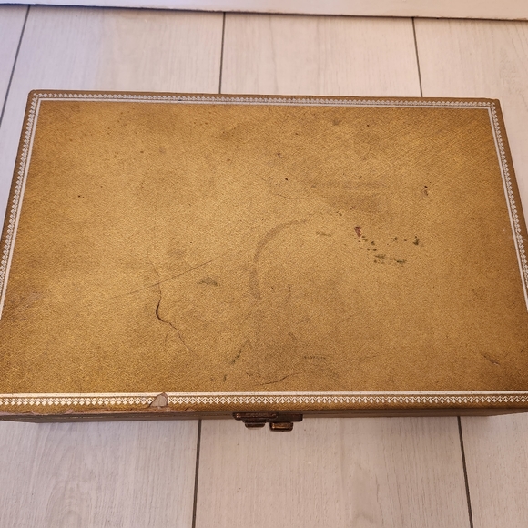 ✨️Vintage Golden MELE 60's Jewelry Box✨️ - Picture 2 of 6